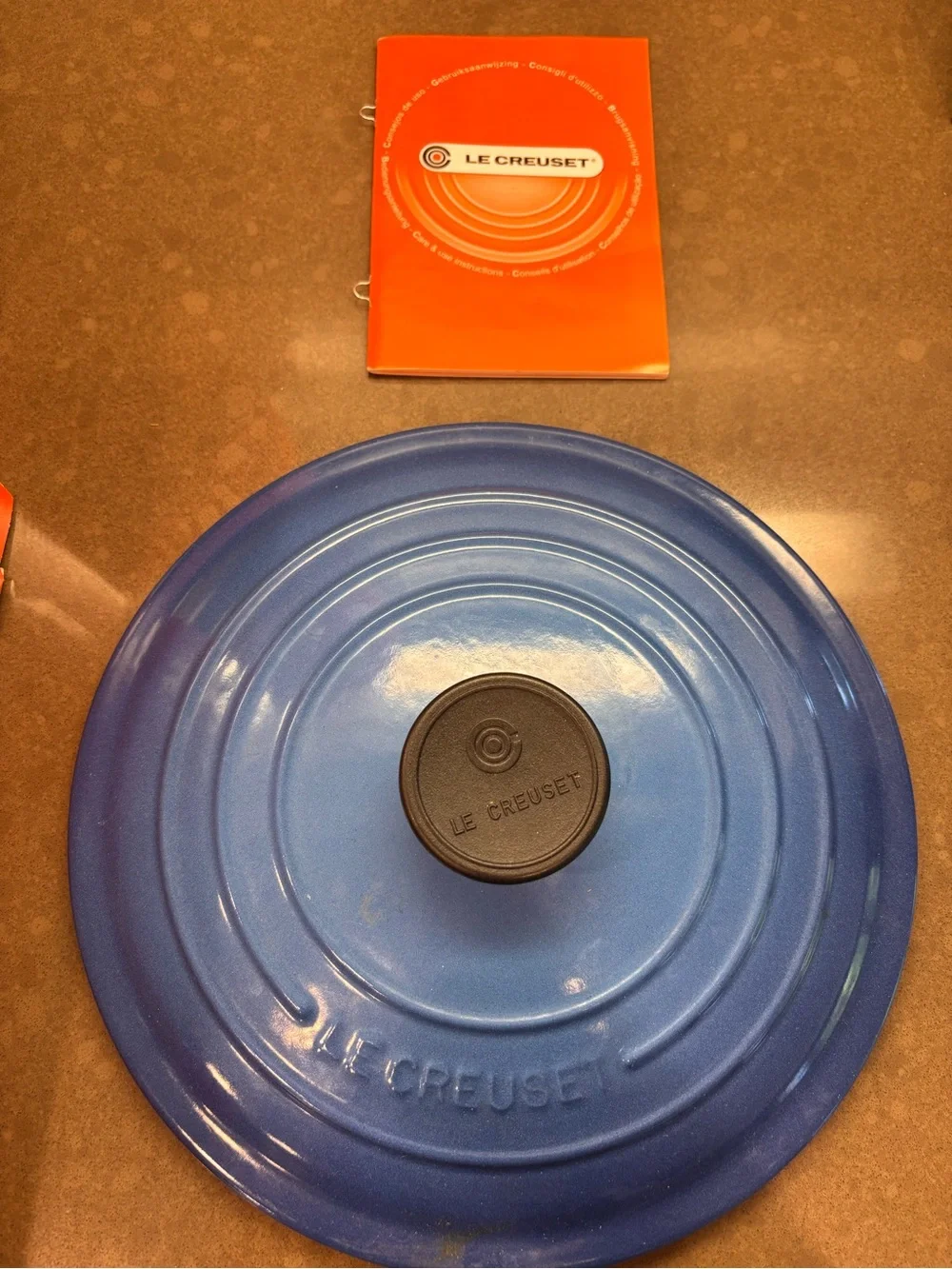 Le Creuset Blue Round Enameled Cast Iron Dutch Oven with Lid